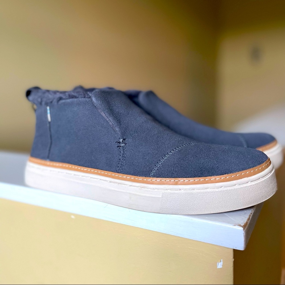 TOMS Paxton Slip-On, Women’s Size 9